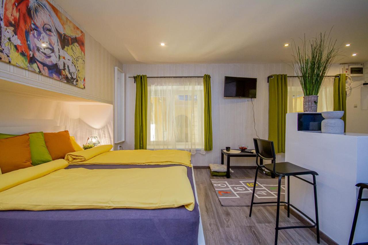 Urania Apartment Будапеща Екстериор снимка