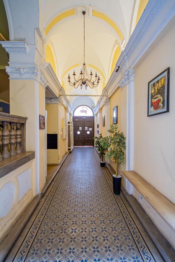 Urania Apartment Будапеща Екстериор снимка